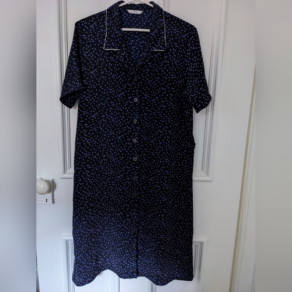 COPY - Blue polkadot dress 👗 - Picture 1 of 6